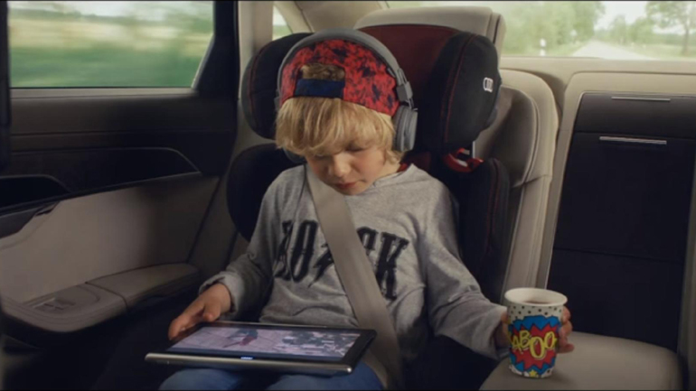 Μαγικό χαλί η νέα ανάρτηση της Audi